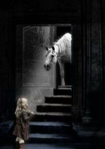 ló lépcső kislány